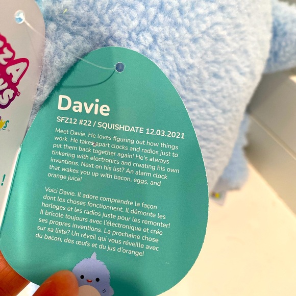 Davie the Shark Fuzz A Mallows  Squishmallows NWT 12” - Picture 4 of 4